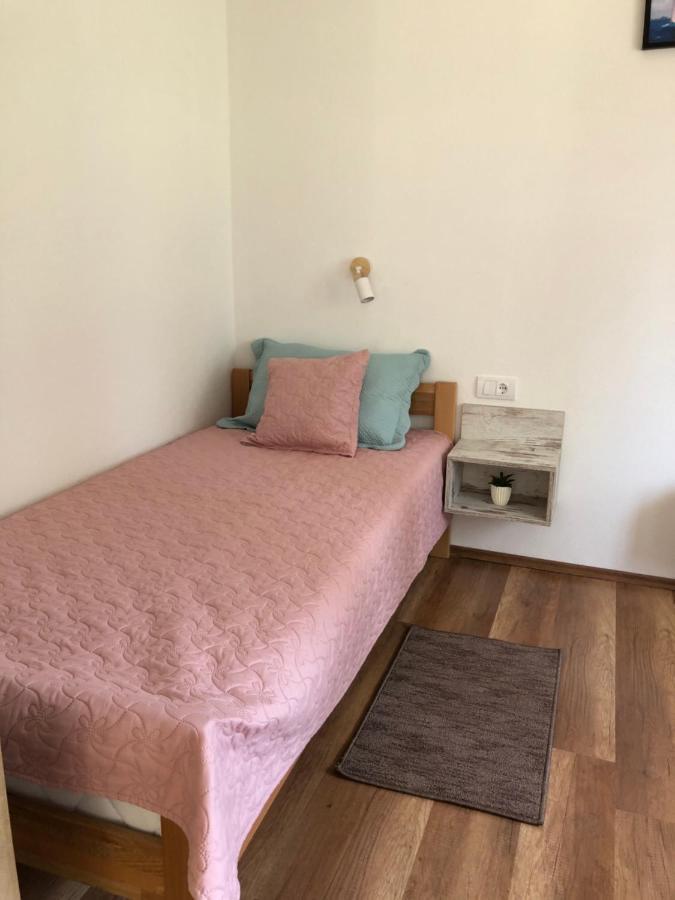 Guesthouse D&D Licko Petrovo Selo Eksteriør bilde